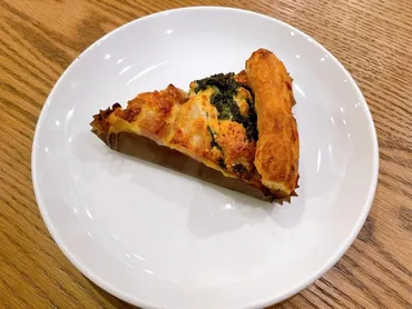 スタバのキッシュは軽食やおやつにおすすめで美味！カロリー、持ち帰り時の温め方法 