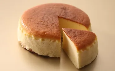 チーズケーキは太る？種類別のカロリーと糖質を徹底比較！美味しいチーズケーキを賢く楽しむ方法とは？チーズケーキの種類とカロリー、糖質を徹底比較！ダイエット中でも食べられるレシピも紹介