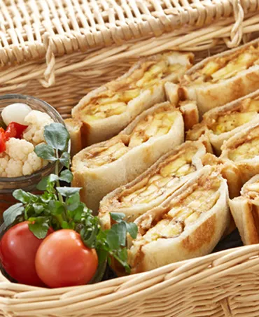 バナナとピーナッツバターのホットサンド – Vitantonio