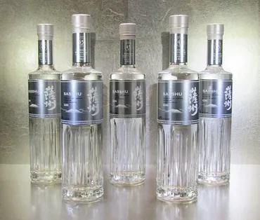 浜田酒造、本格芋焼酎ベースのジン 海外展開スタート