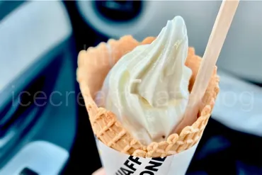 販売終了】マックのソフトクリームはワッフルコーンがおいしい!食べた口コミレビュー【マクドナルドスイーツ】