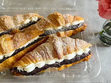 コストコ新作あんホイップクロワッサン。大迫力のスイーツパンにラブコール殺到中！ (2ページ目) 