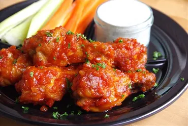 大人気！『辛ウマ！バッファローウイング』のレシピ 