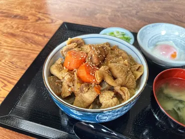加須市「もつ煮三島 まるのぶ」塩ホルモン三島のもつ煮専門店!丼や定食ランチを食べてきた。