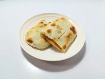 セブンイレブンのカレーは美味しい？バターチキンカレー徹底レビュー！(？)セブンイレブンのバターチキンカレー、手軽に本格カレーを堪能！