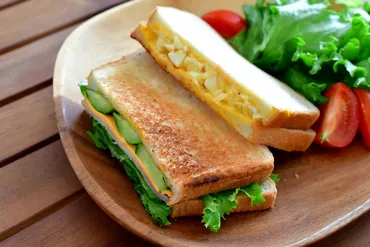 サンドイッチは冷凍で保存する?解凍方法と賞味期限は?