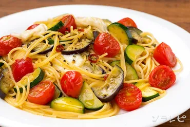 夏らしいパスタ夏野菜とモッツァレラチーズのペペロンチーノのレシピ