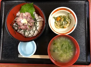 下田の味覚を堪能！「金目亭」の金目鯛料理は絶品？新鮮な海の幸を堪能できる「市場の食堂 金目亭」の魅力