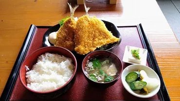 竹岡 魚屋の磯料理 まるとしで黄金あじセットを食べました（黄金アジフライと刺身が食べられるセットメニュー） :  館山、南房総のランチ、グルメ、カフェおすすめ情報