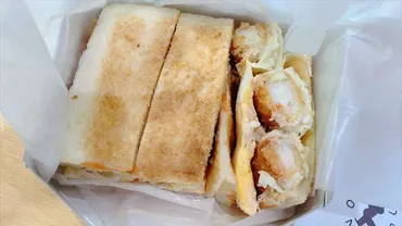 名古屋の老舗カフェ・コンパルでエビフライサンドをテイクアウト 