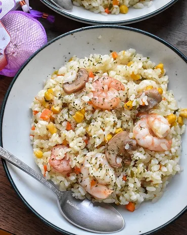 炊飯器deガーリック海老ピラフ