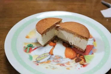 ファミリーマート】人気のフラッペ全品100円引き‼ ジョブチューン一位のバタービスケットサンド チーズ