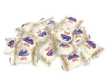 コストコ『ミニブリーチーズ』の魅力とは？チーズ初心者にもおすすめ！食べ方やアレンジレシピを紹介？コストコで見つけた、手軽に楽しめるミニブリーチーズの世界