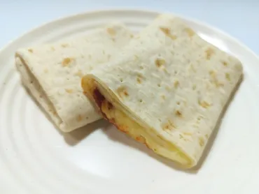 セブンイレブン『ブリトーモッツァレラとトマトのマルゲリータ』は美味しい？実食レビューと詳細情報をご紹介！セブンイレブン『ブリトーモッツァレラとトマトのマルゲリータ』の魅力に迫る！