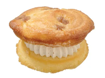 ７プレミアム 渋皮栗のベイクドマロンサンド【セブンイレブン】味や食感を楽しめるケーキサンドです!! 