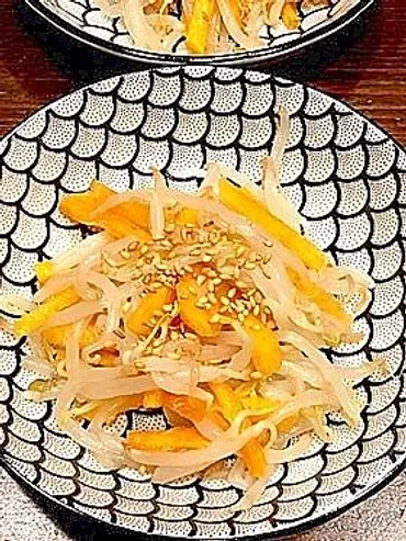 秋の味覚☆柿ともやしのナムル レシピ・作り方