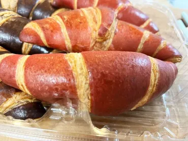 コストコ】バイカラークロワッサンが復活!インスタ映えする美しさ&しっとりした美味しさが最高