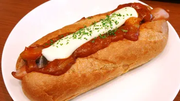 野菜の豊かな味わいのラタトゥーユにマスカルポーネチーズソースがかかったタリーズ「ボールパークドッグ ラタトゥーユ＆マスカルポーネ」を食べてきた 