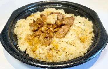 実食！背脂にんにく豚チャーハン（ローソン）カロリー糖質は？