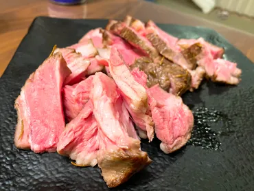 超オススメ】ラム肩ロースブロックを低温調理して作ったラム肉のローストが想像を超えた。