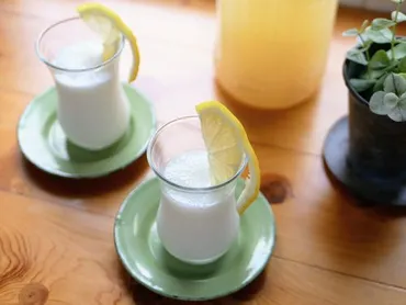 1杯約15円でリピーター続出⁈業務スーパー「レモネードベース」の使い方＆おすすめアレンジ 