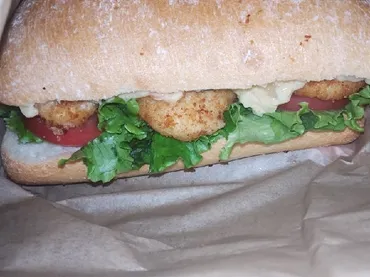 コストコ】フードコートの新商品☆コストコサイズ!なキヌアチキンサンド