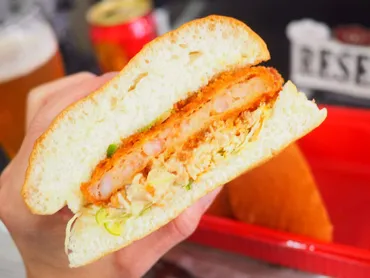 コメダのエビカツパンが美味しすぎ】海老カツサンド大好き民よ！コメダ珈琲に集まれ！│大阪のたまごサンドしらんの？？？