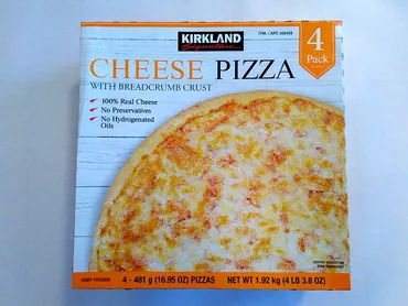 コストコ】冷凍チーズピザはアレンジ自在！美味しい焼き方や味の特徴も紹介 