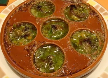 サイゼリヤの『エスカルゴのオーブン焼き』最強説 / コスパが一番高いのはミラノ風ドリアじゃない… 