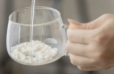 実は薬膳スイーツ！゛杏仁豆腐゛に使われる美容のスーパーフード「杏仁」って？？ – DAYLILY